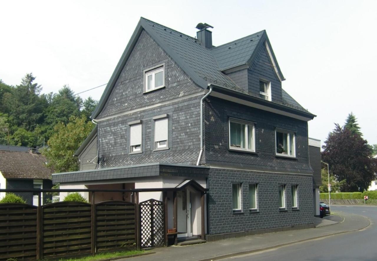 Ferienwohnung Ilse Und Eberhard Troeps Siegen Exterior photo